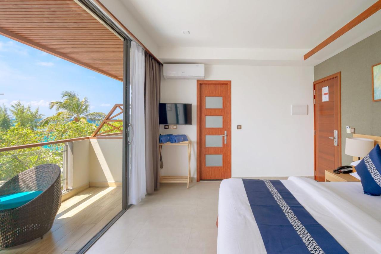 ホテル Ayala Oceanview Maldives グリ エクステリア 写真