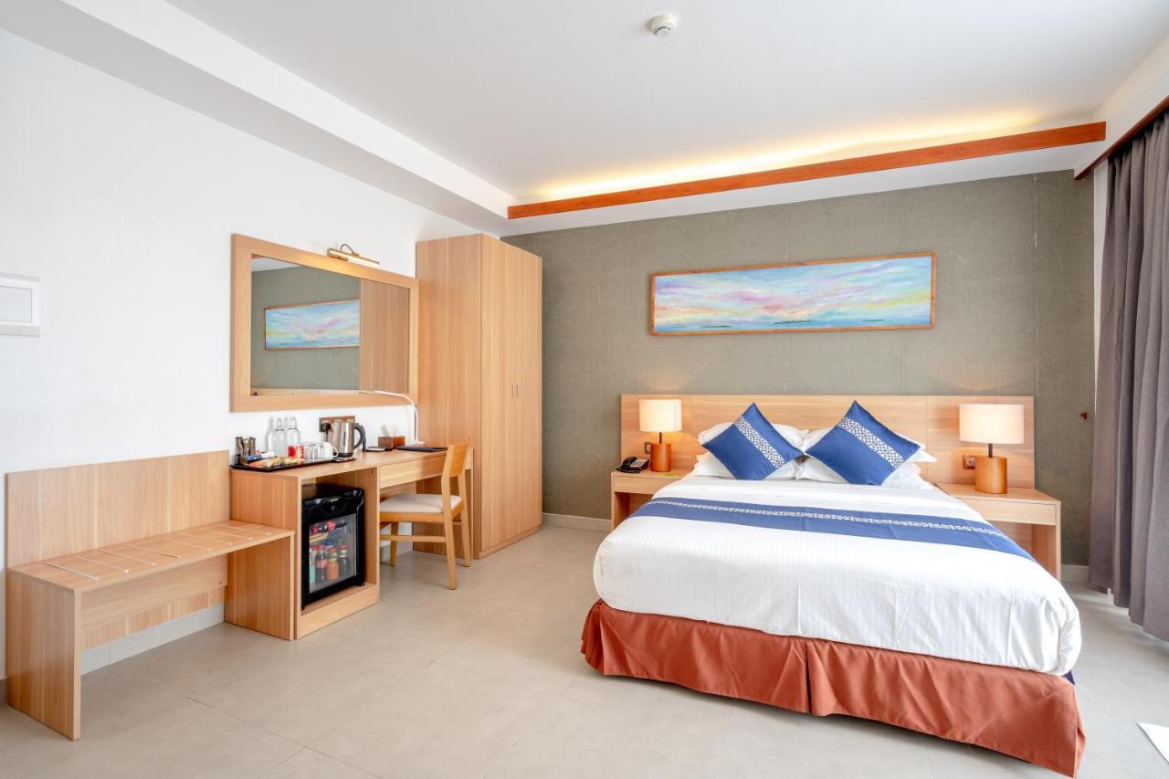 ホテル Ayala Oceanview Maldives グリ エクステリア 写真