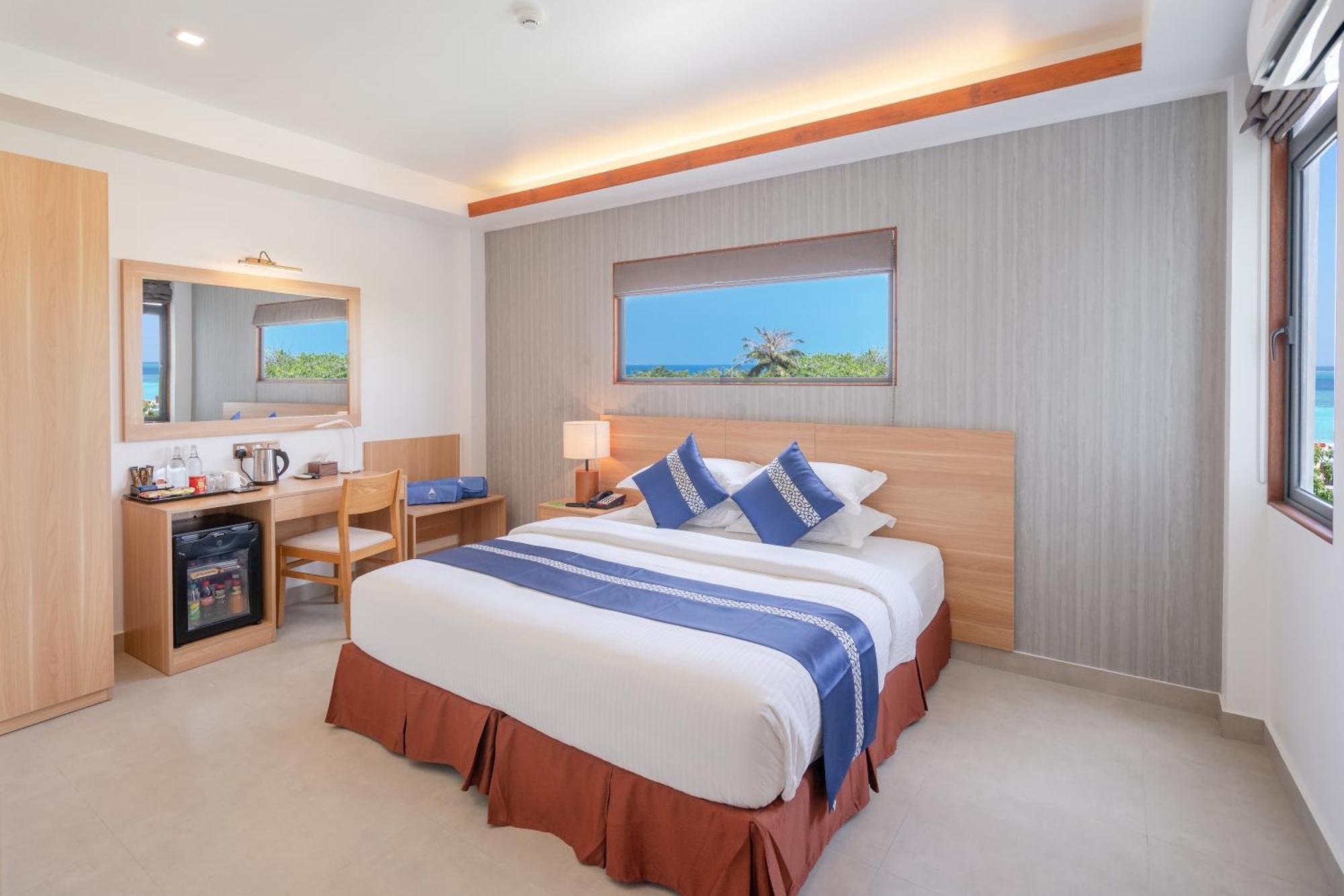 ホテル Ayala Oceanview Maldives グリ エクステリア 写真