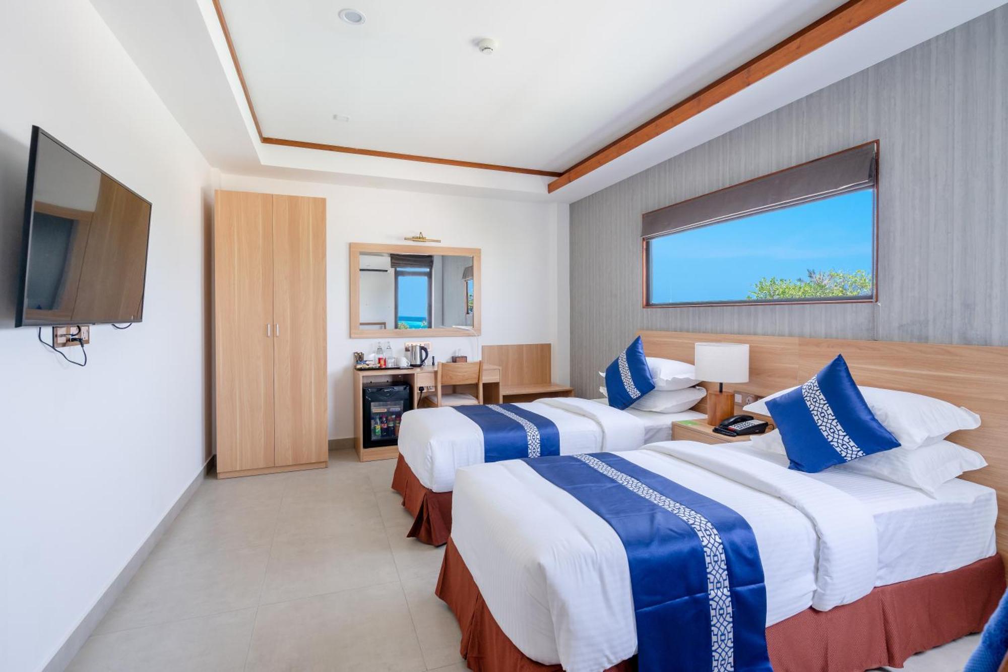 ホテル Ayala Oceanview Maldives グリ エクステリア 写真