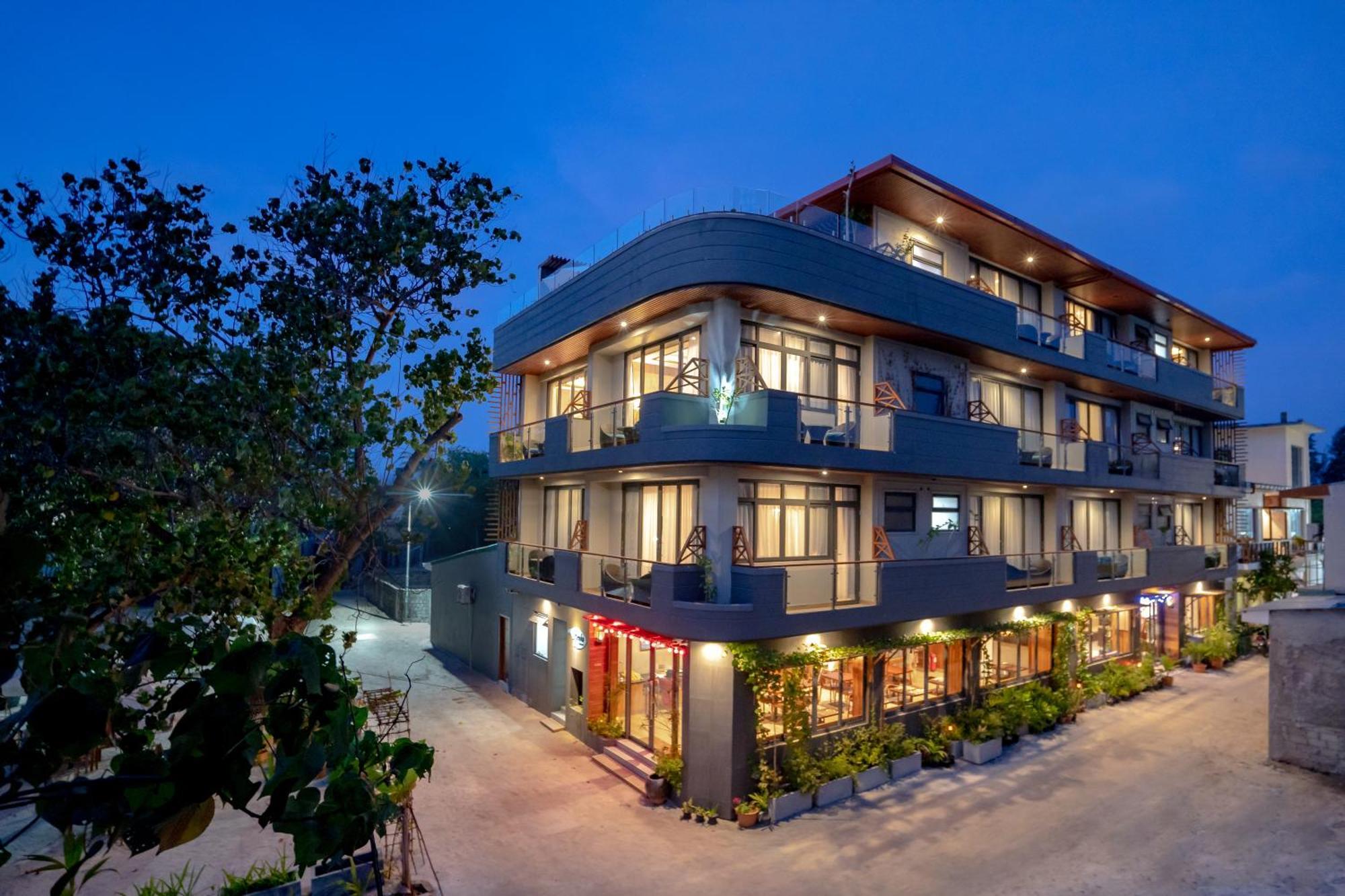 ホテル Ayala Oceanview Maldives グリ エクステリア 写真