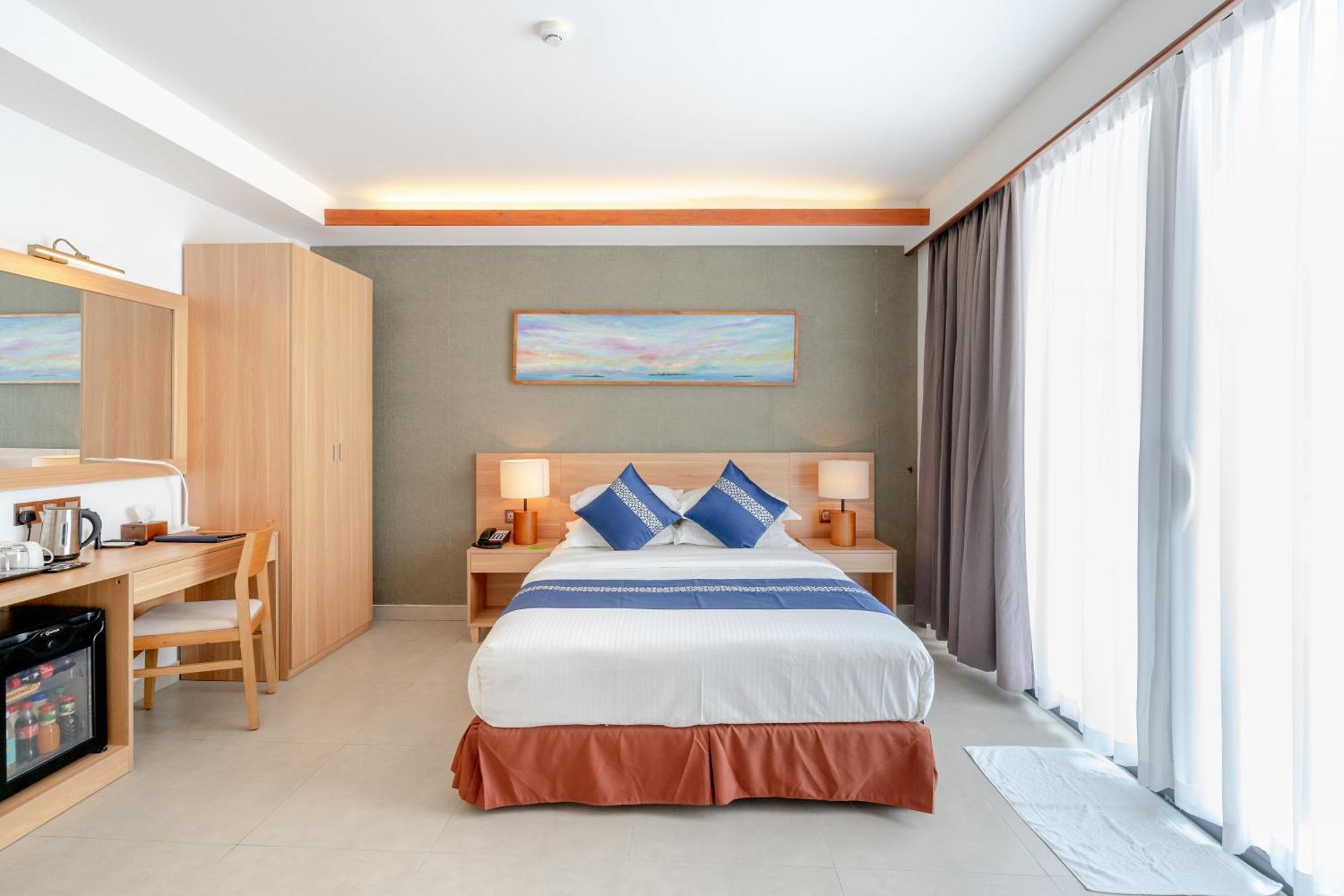 ホテル Ayala Oceanview Maldives グリ エクステリア 写真