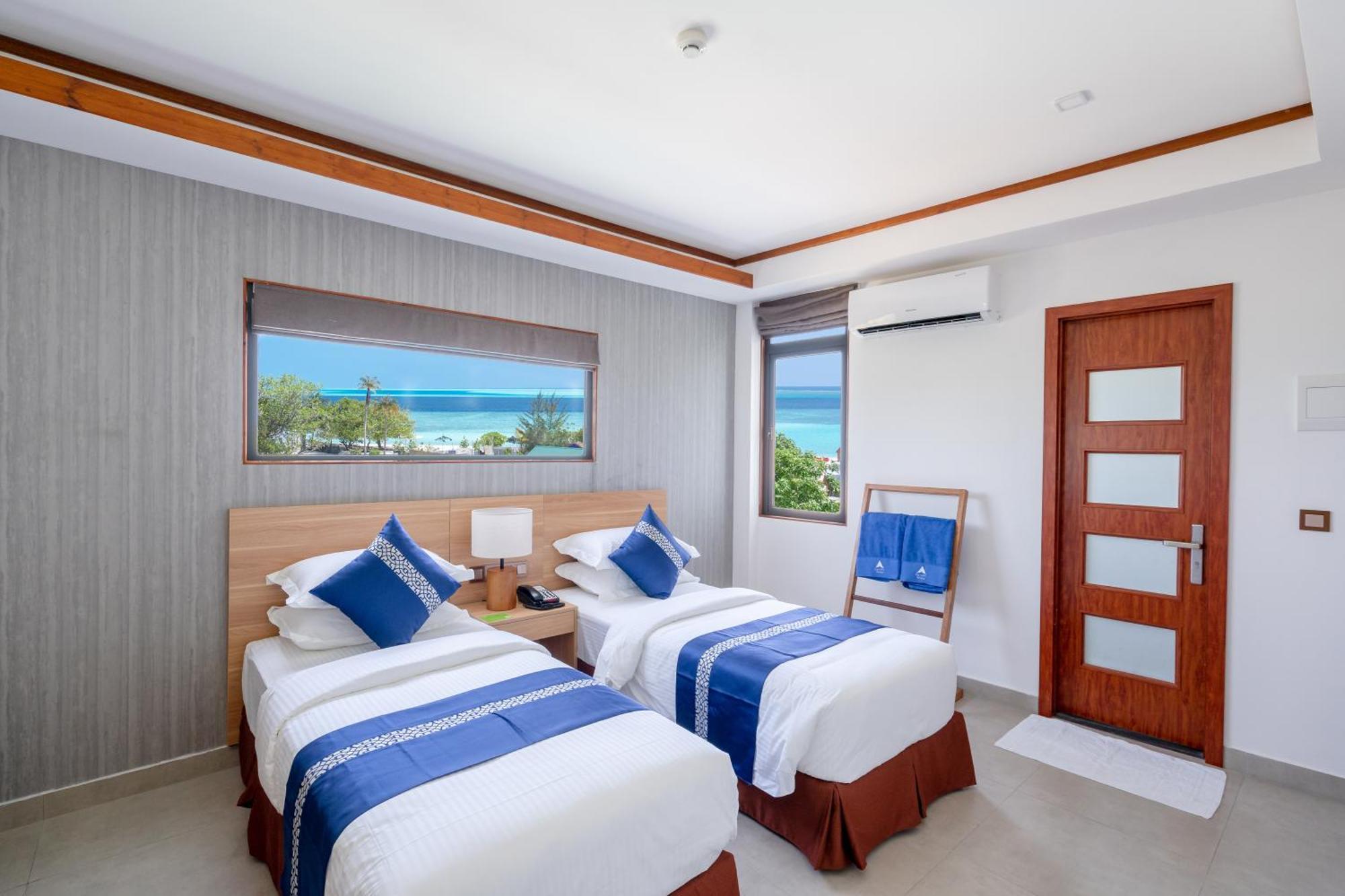 ホテル Ayala Oceanview Maldives グリ エクステリア 写真